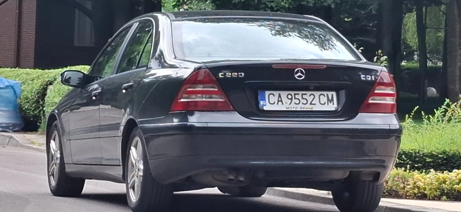 Mercedes-Benz C 220 cdi, снимка 9 - Автомобили и джипове - 55011328