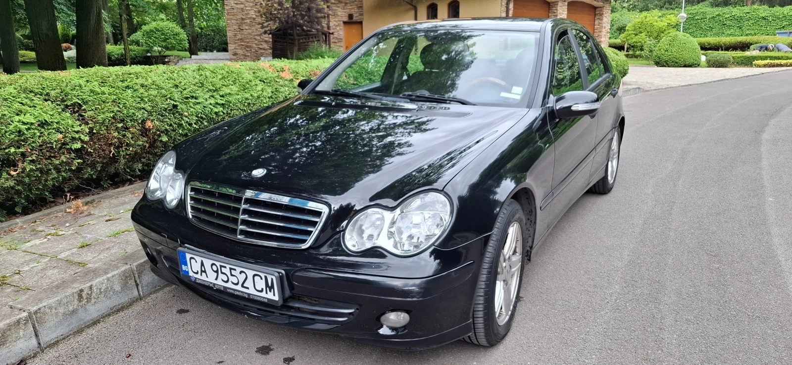 Mercedes-Benz C 220 cdi, снимка 5 - Автомобили и джипове - 55011328