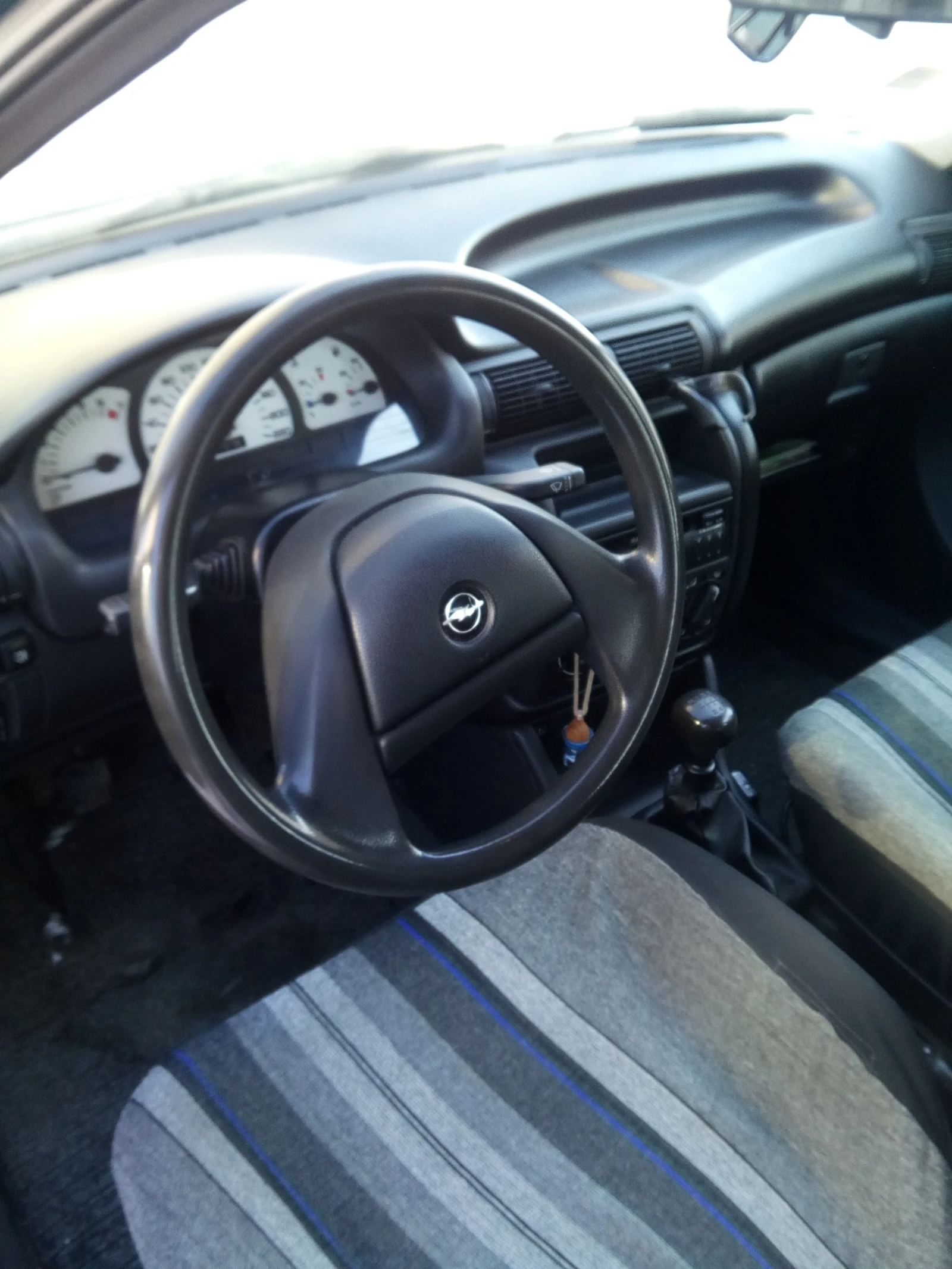 Opel Astra, снимка 5 - Автомобили и джипове - 56038601