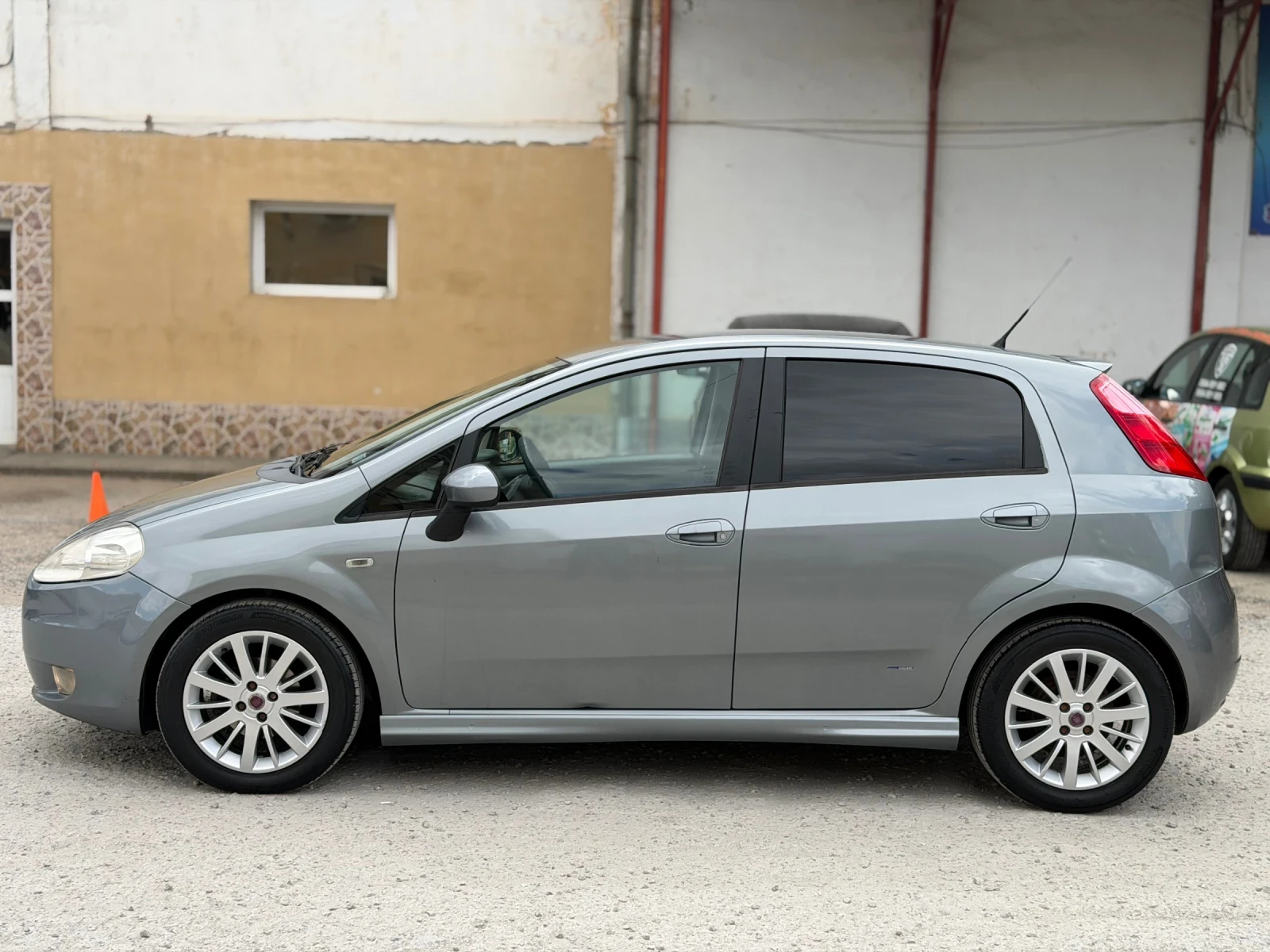 Fiat Punto 1.4i 90 ГАЗ!, снимка 8 - Автомобили и джипове - 56181678