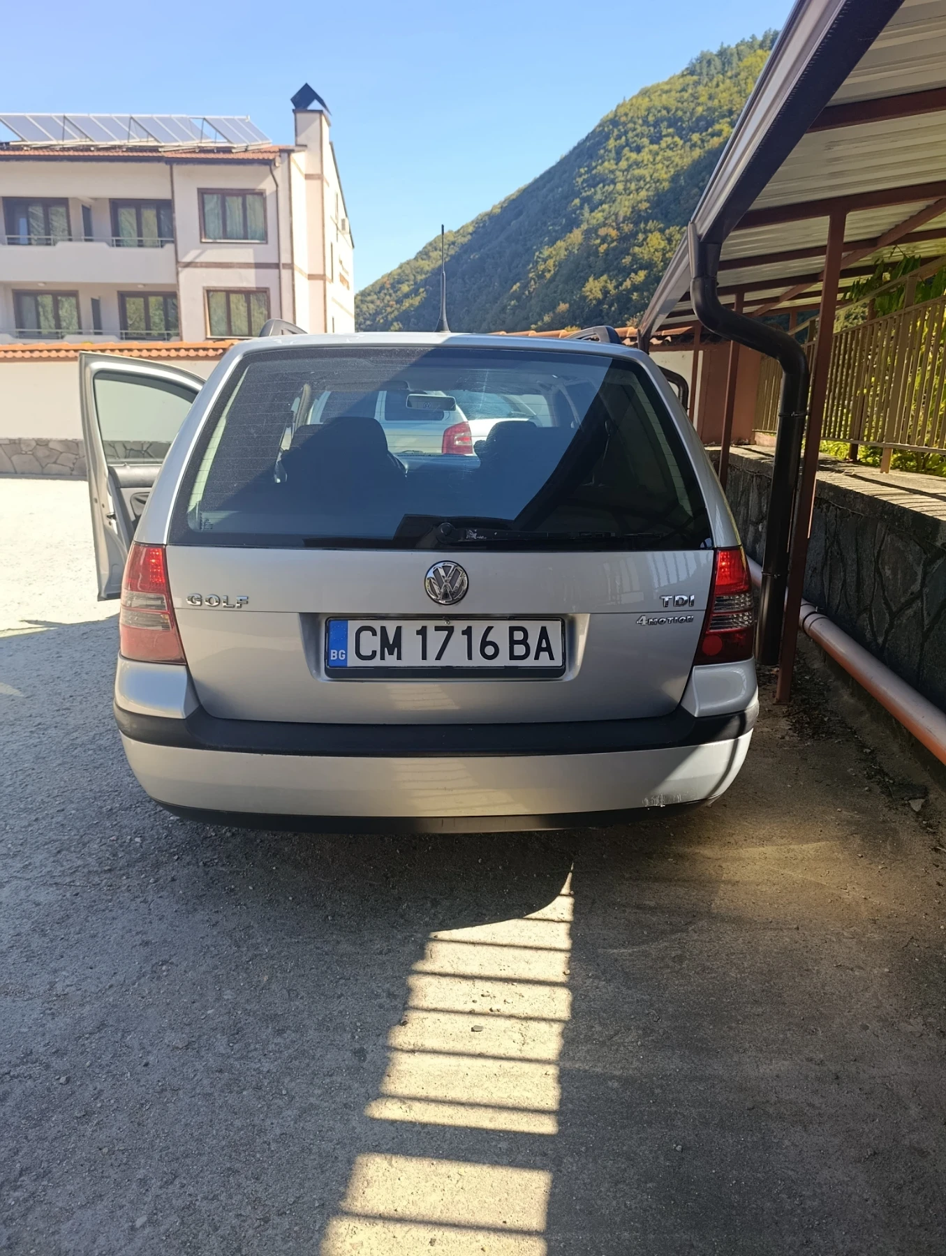 VW Golf, снимка 2 - Автомобили и джипове - 56373524