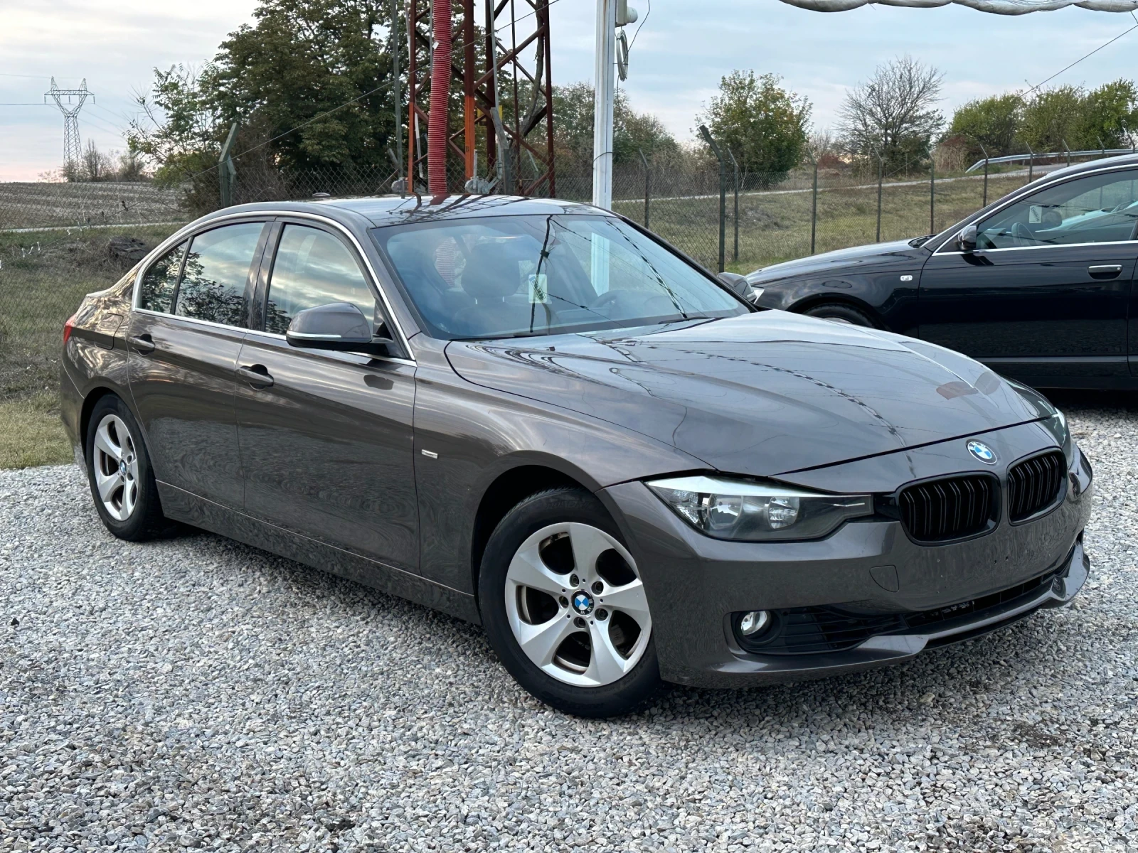 BMW 320, снимка 3 - Автомобили и джипове - 56564402