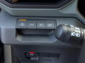Dacia Duster  ЕXTREME TCe 130 // 2025г. , снимка 10