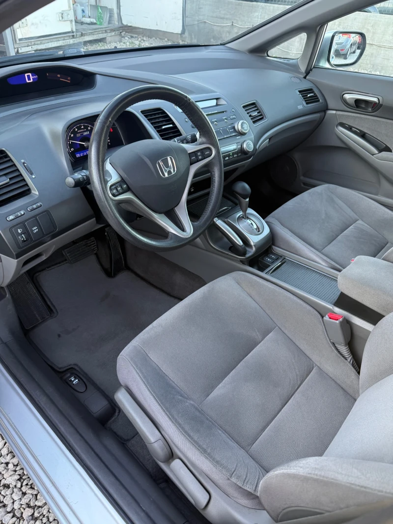 Honda Cr-v 1.3I, снимка 6 - Автомобили и джипове - 52839963