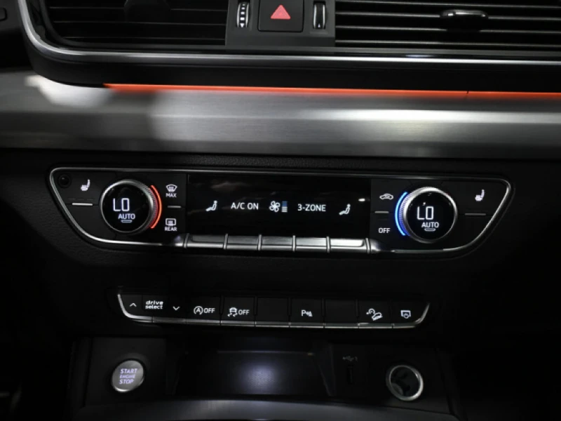 Audi Q5 Progressiv S-Line  С РЕГИСТРАЦИЯ & АВТО КРЕДИТ, снимка 10 - Автомобили и джипове - 53256557