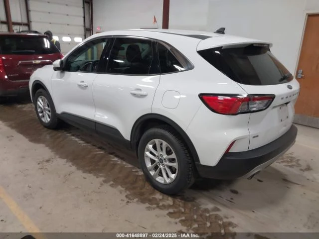 Ford Escape * SE* CARFAX* , снимка 4 - Автомобили и джипове - 49344731