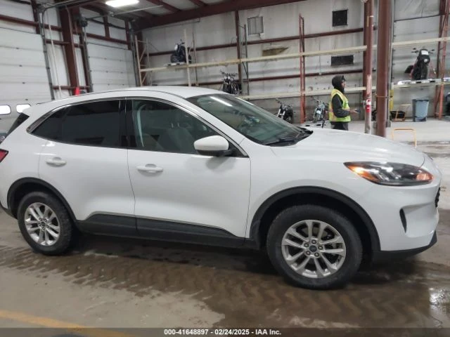 Ford Escape * SE* CARFAX* , снимка 7 - Автомобили и джипове - 49344731