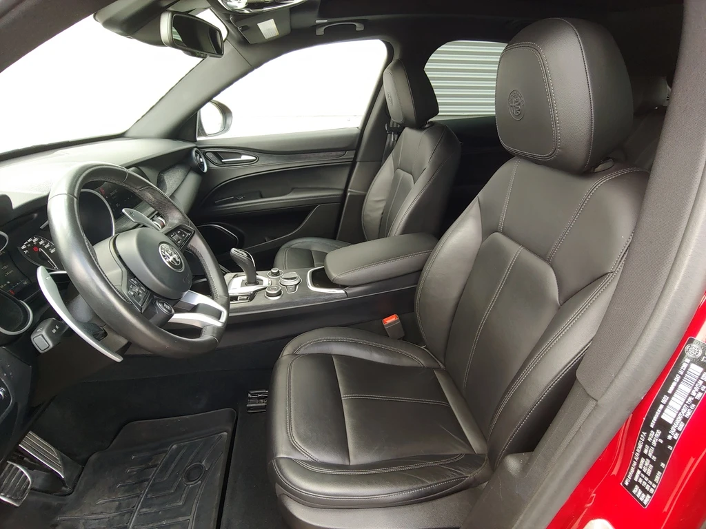 Alfa Romeo Stelvio 2.0 AWD  - изображение 10