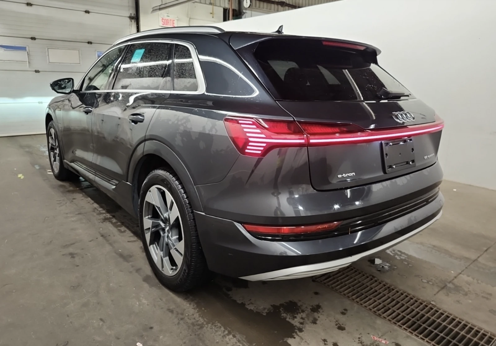 Audi Q4 E-TRON TECHNIK | Mobile.bg   4