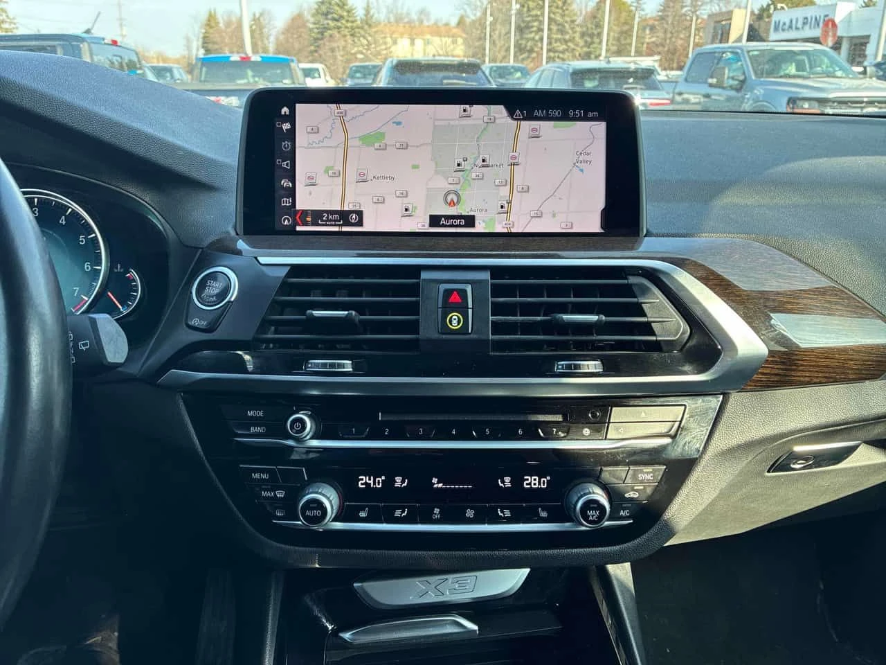 BMW X3 * xDrive30i * CARFAX * ПОДГРЕВИ * КАМЕРА * PANO, снимка 9 - Автомобили и джипове - 53805464