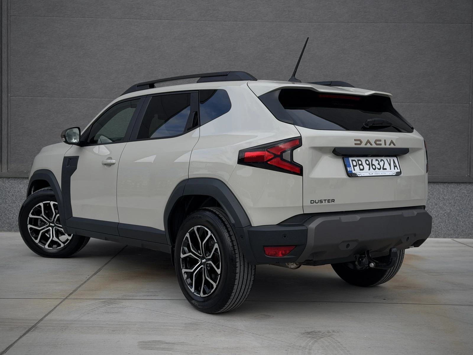 Dacia Duster  ЕXTREME //   HYBRID 2025г. , снимка 4 - Автомобили и джипове - 56282589