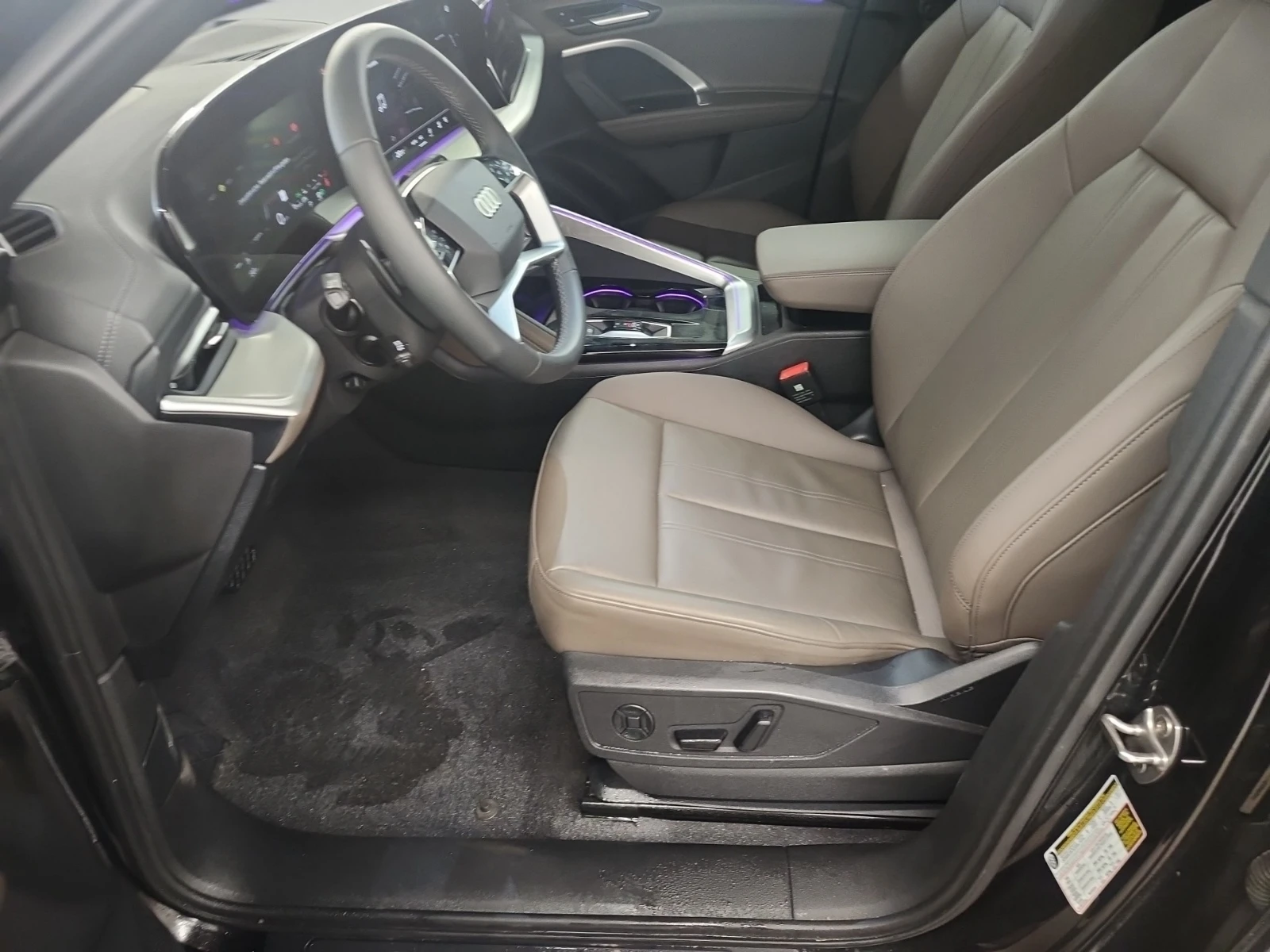 Audi Q5  Sportback Premium Plus 2.0 TFSI quattro, снимка 11 - Автомобили и джипове - 54454643