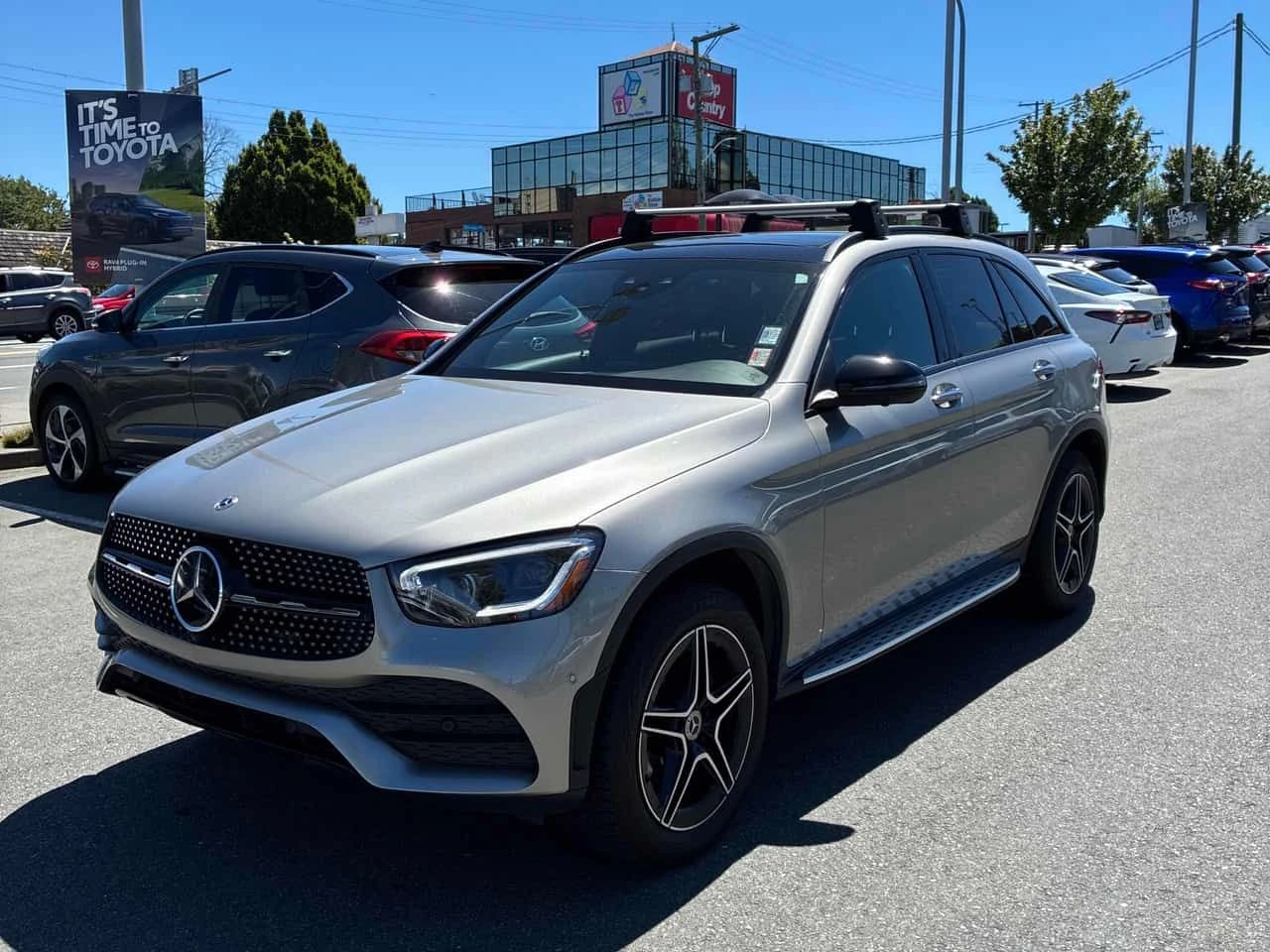 Mercedes-Benz GLC 300 4MATIC/360/ПАНОРАМА/ПОДГРЕВИ/ВТОРИ ГУМИ