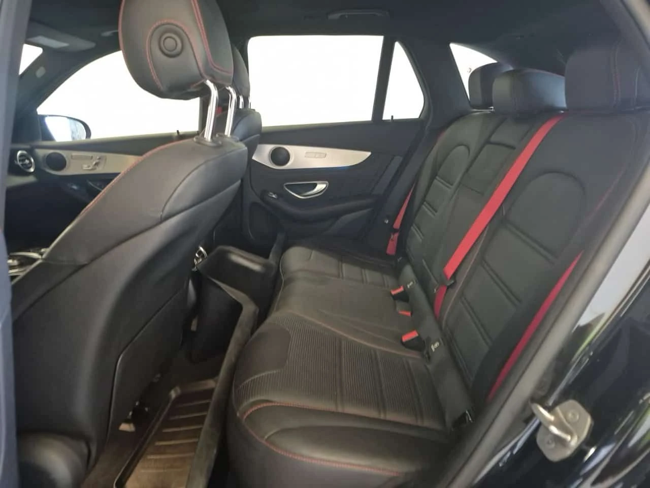 Mercedes-Benz GLC 43 AMG  | DISTRONIC | BURMESTER | MEMORY | PANO , снимка 12 - Автомобили и джипове - 54944974