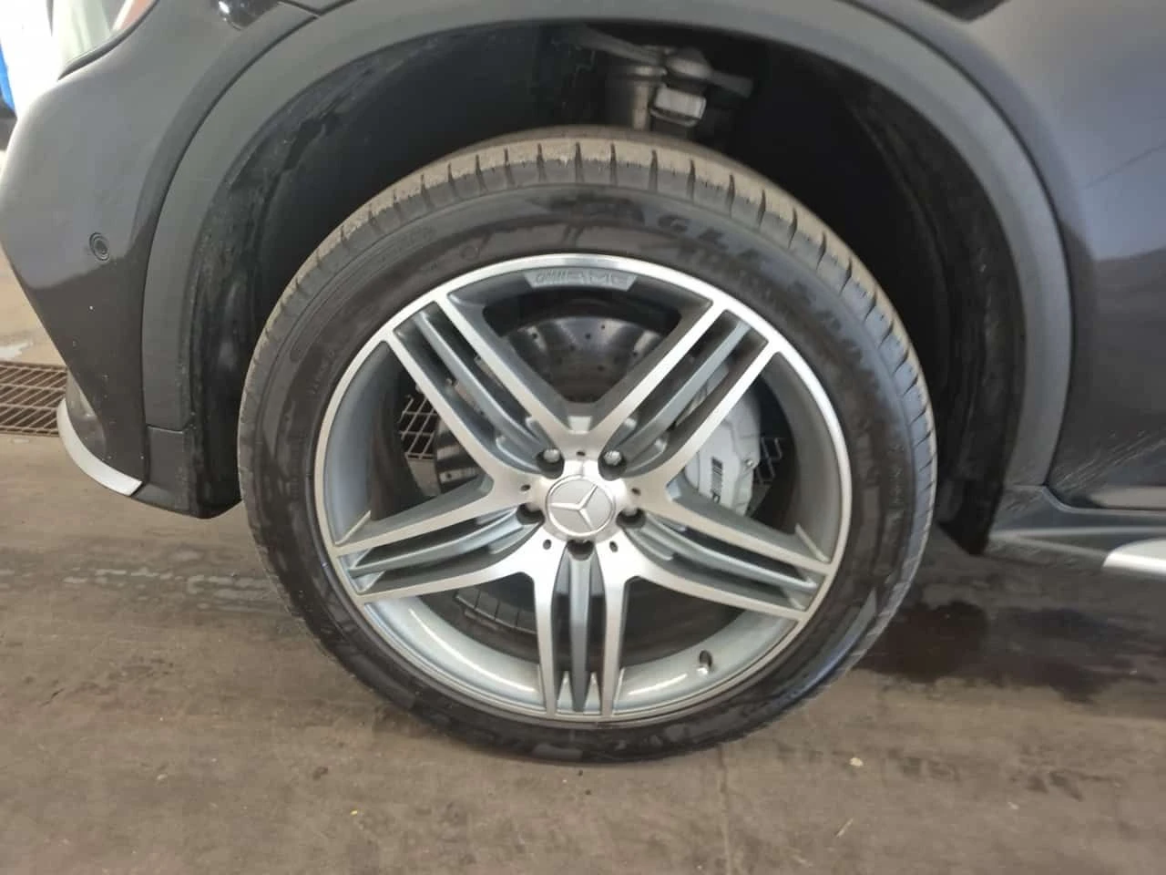 Mercedes-Benz GLC 43 AMG  | DISTRONIC | BURMESTER | MEMORY | PANO , снимка 5 - Автомобили и джипове - 54944974