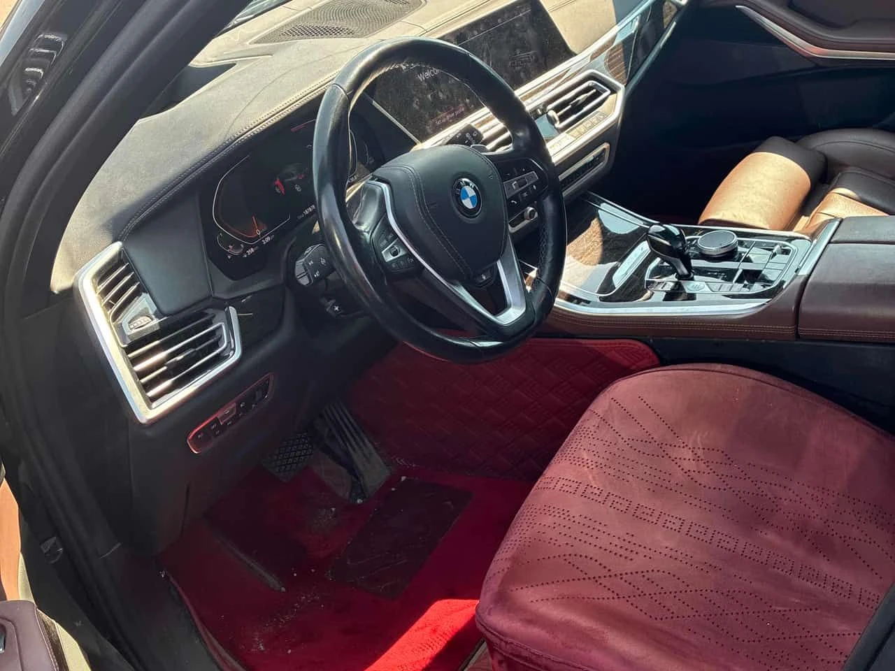 BMW X5 * xDrive40i * LASER* COMFORT SEATS* HARMAN/KARDON*, снимка 5 - Автомобили и джипове - 55510742