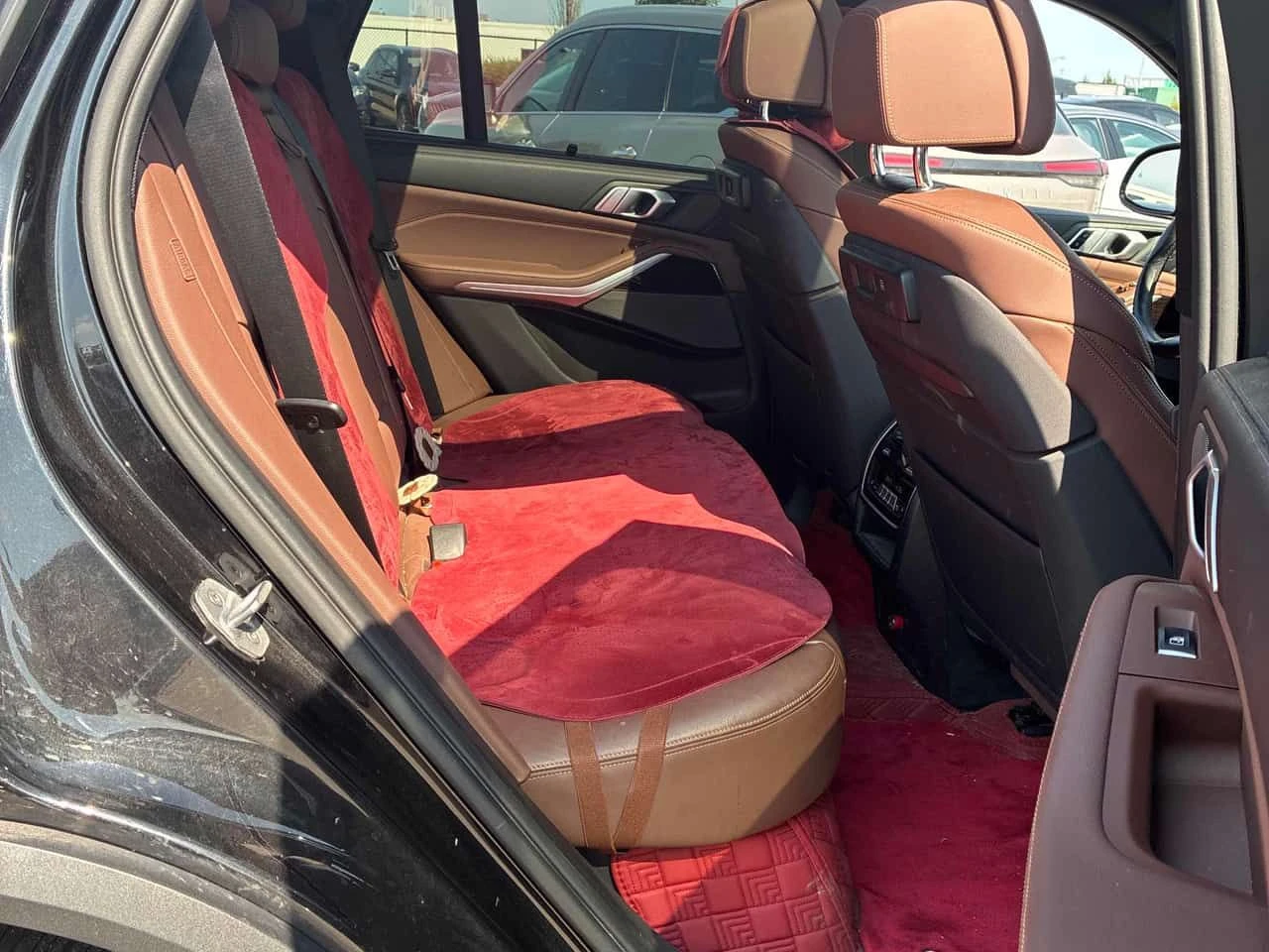 BMW X5 * xDrive40i * LASER* COMFORT SEATS* HARMAN/KARDON*, снимка 16 - Автомобили и джипове - 55510742