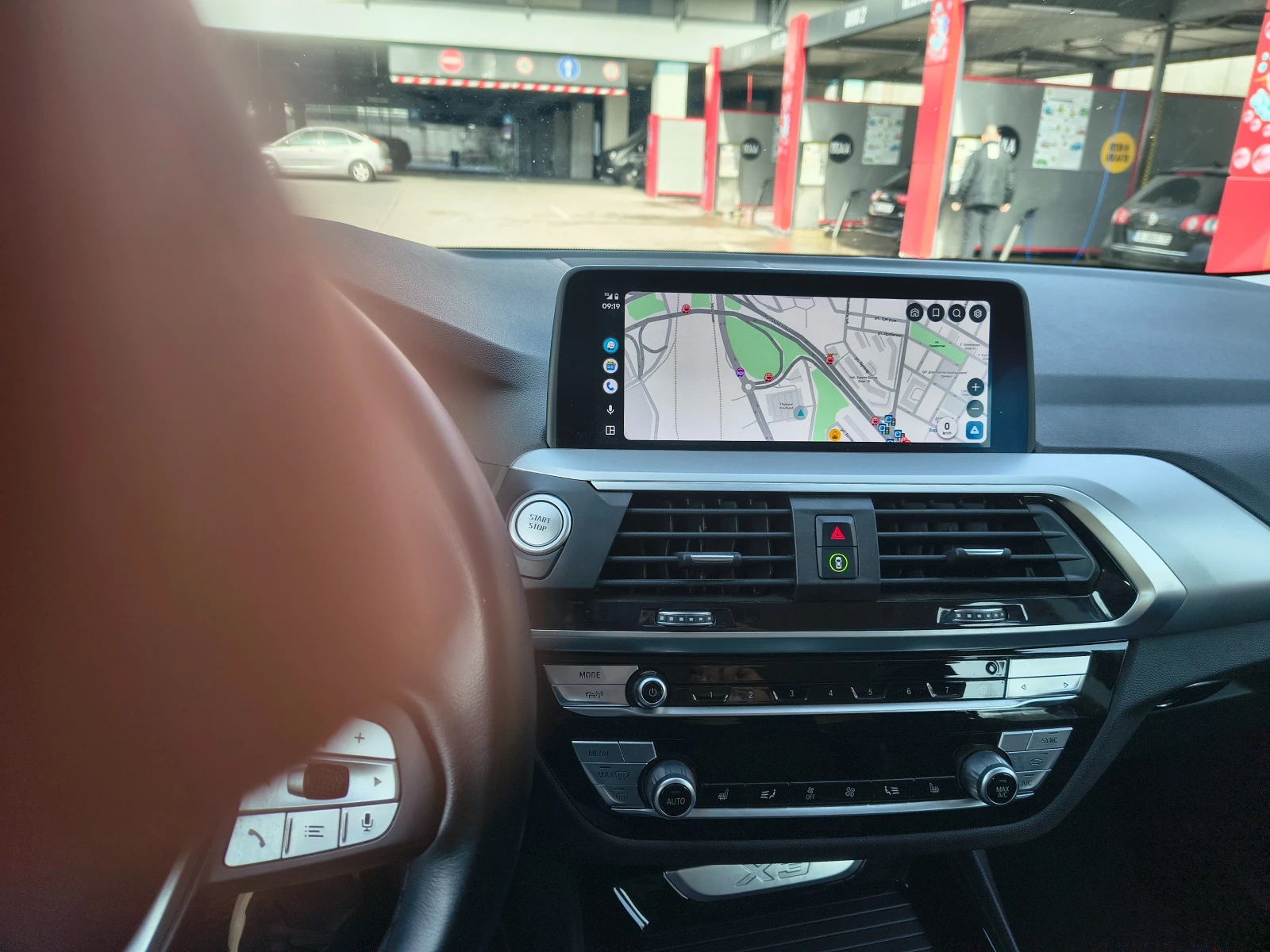 BMW X3  xDrive 30E, снимка 11 - Автомобили и джипове - 56532870