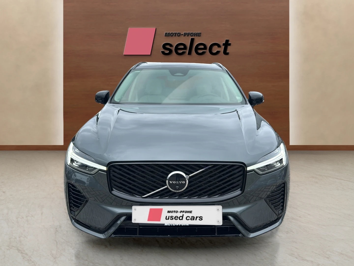Volvo XC60 2.0 T6 Phev, снимка 3 - Автомобили и джипове - 56537319