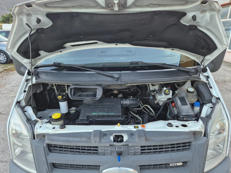 Ford Transit 2.2TDI ITALY, снимка 13 - Бусове и автобуси - 52484206