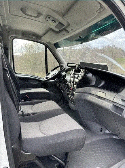 Iveco 35c15 КАТ Б, снимка 7 - Бусове и автобуси - 54687397