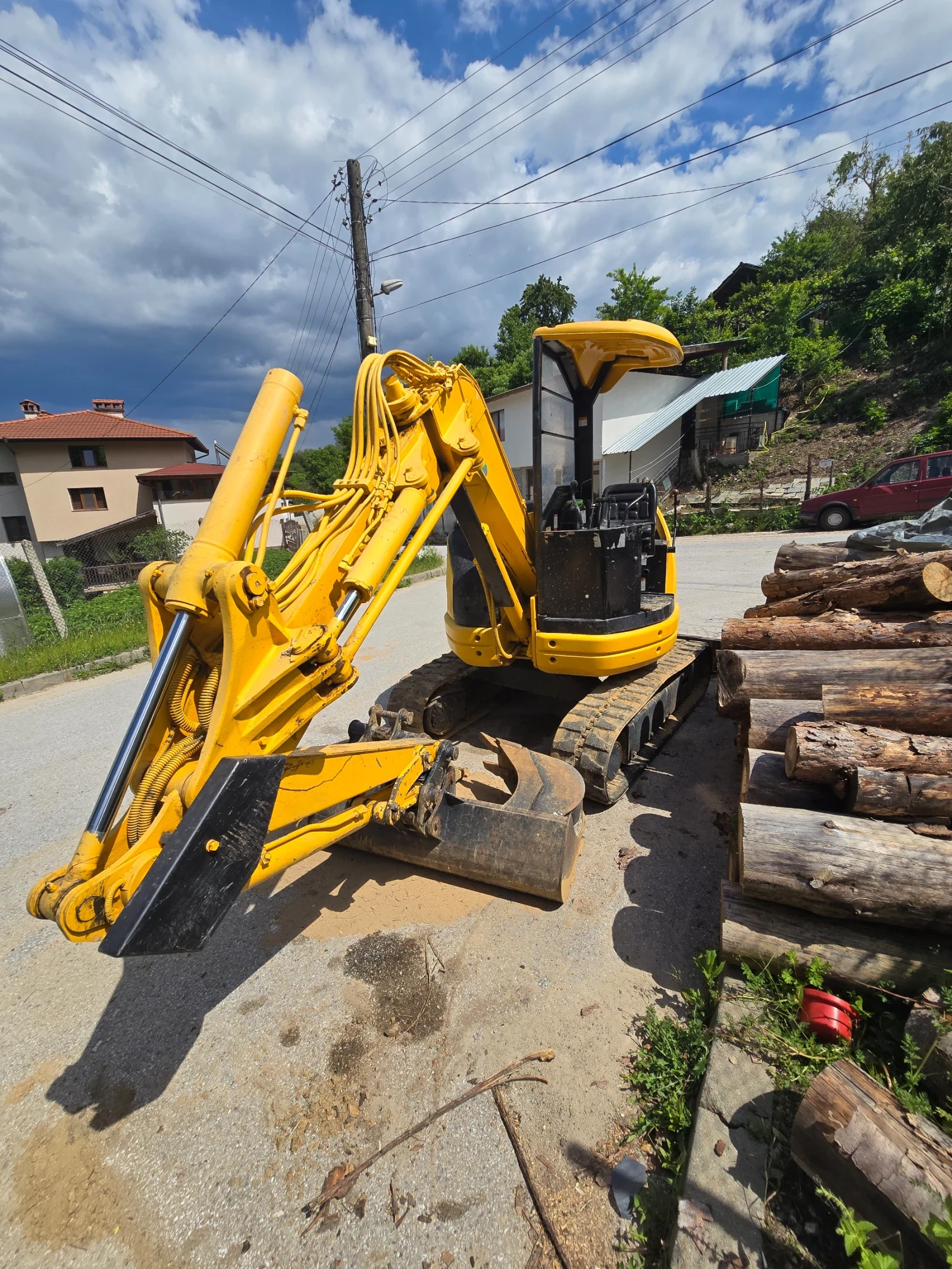 Багер Yanmar Yanmar b3u
