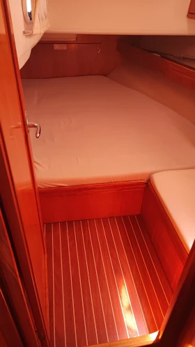 Ветроходна лодка Bavaria 46 Cruiser, снимка 15