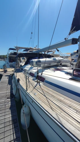 Ветроходна лодка Bavaria 46 Cruiser, снимка 9