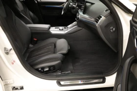 BMW i4 M50 xDrive, снимка 12