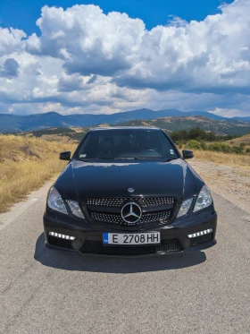 Mercedes-Benz E 350 AMG-4MATIC, снимка 2