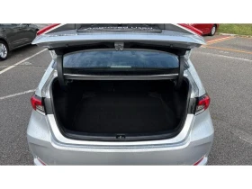 Toyota Corolla SDN 1.5P EXECUTIVE - 18890 € / 36945.63 лв. - 10668722 9