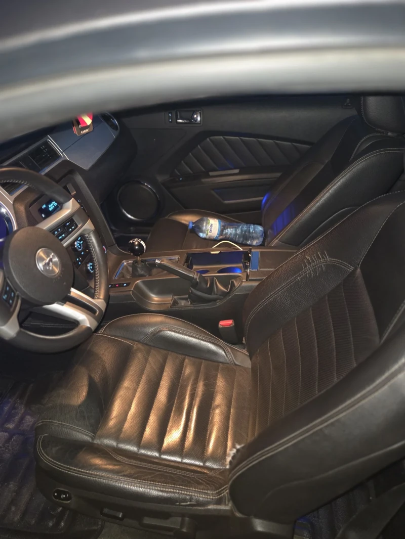 Ford Mustang, снимка 10 - Автомобили и джипове - 52483481