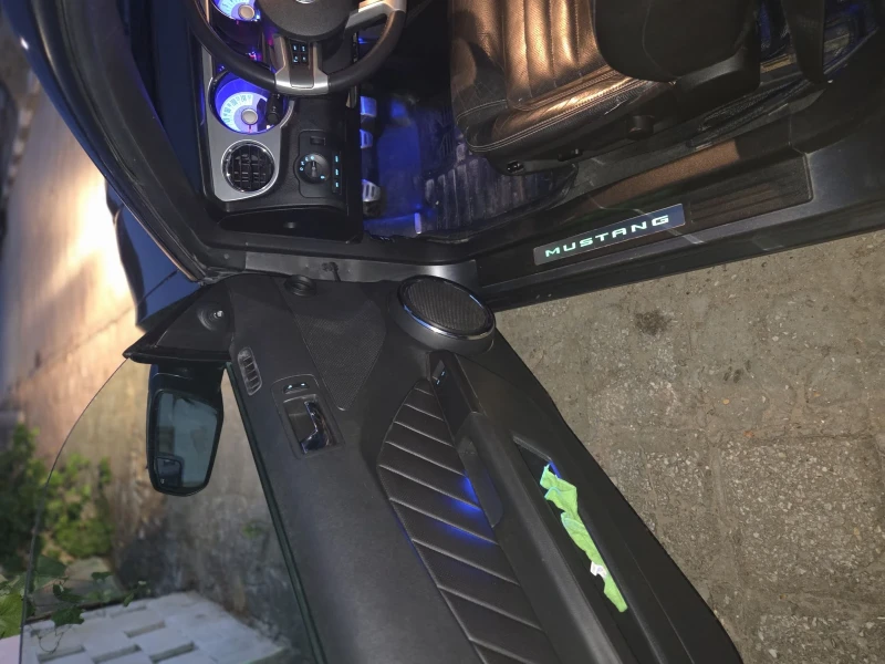 Ford Mustang, снимка 13 - Автомобили и джипове - 52483481