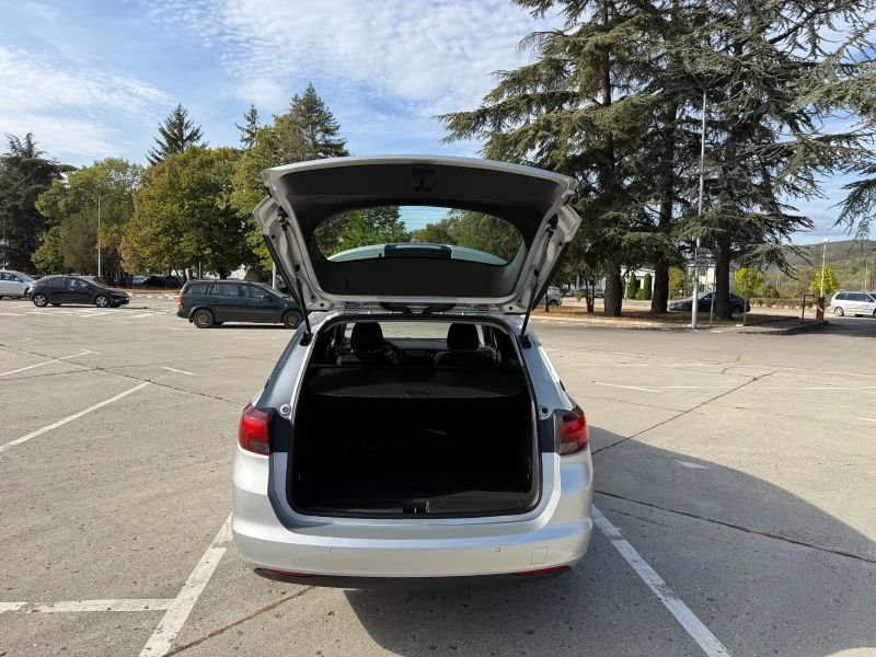 Opel Astra 1.6///Camera///CarPlay///Android Auto/Lane-Assist/, снимка 6 - Автомобили и джипове - 51850473