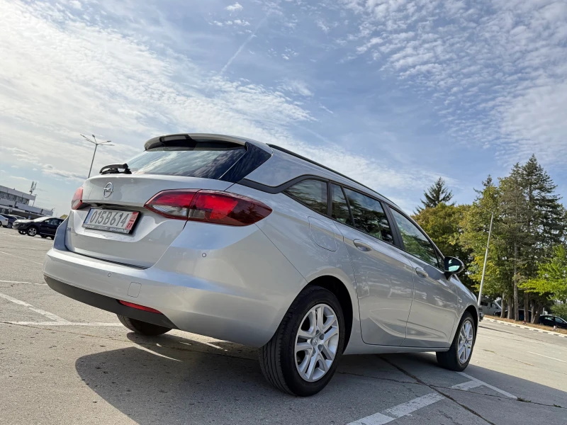 Opel Astra 1.6///Camera///CarPlay///Android Auto/Lane-Assist/, снимка 7 - Автомобили и джипове - 51850473