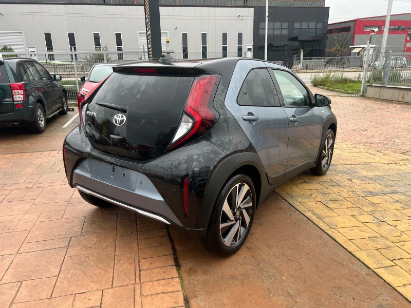 Toyota Aygo Envy, снимка 6 - Автомобили и джипове - 52581748