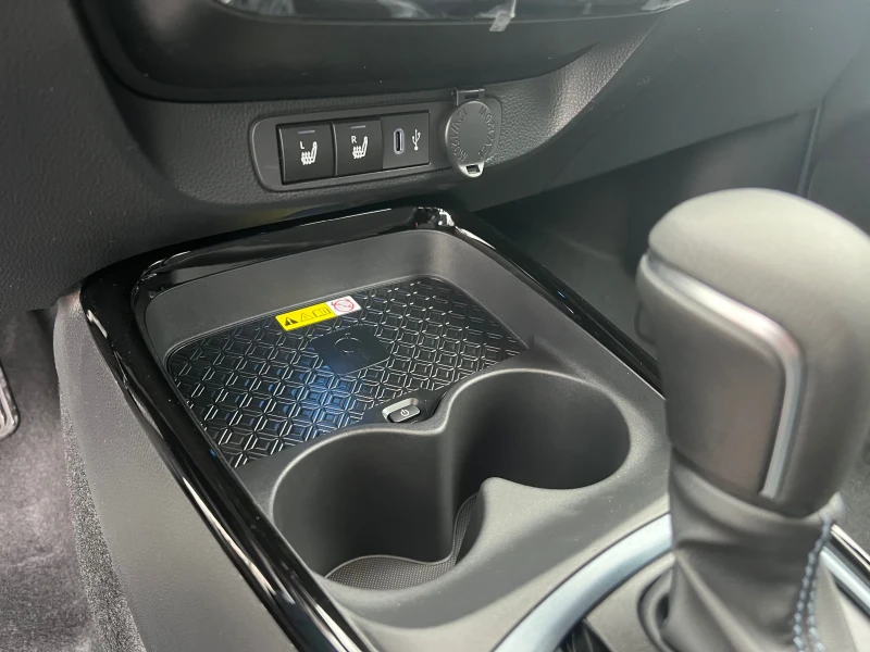 Toyota Aygo Envy, снимка 3 - Автомобили и джипове - 52581748