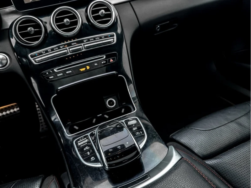 Mercedes-Benz C 43 AMG * | BSM | NAVI | BURMESTER | RED SEATBELT | * CARF, снимка 13 - Автомобили и джипове - 52996398