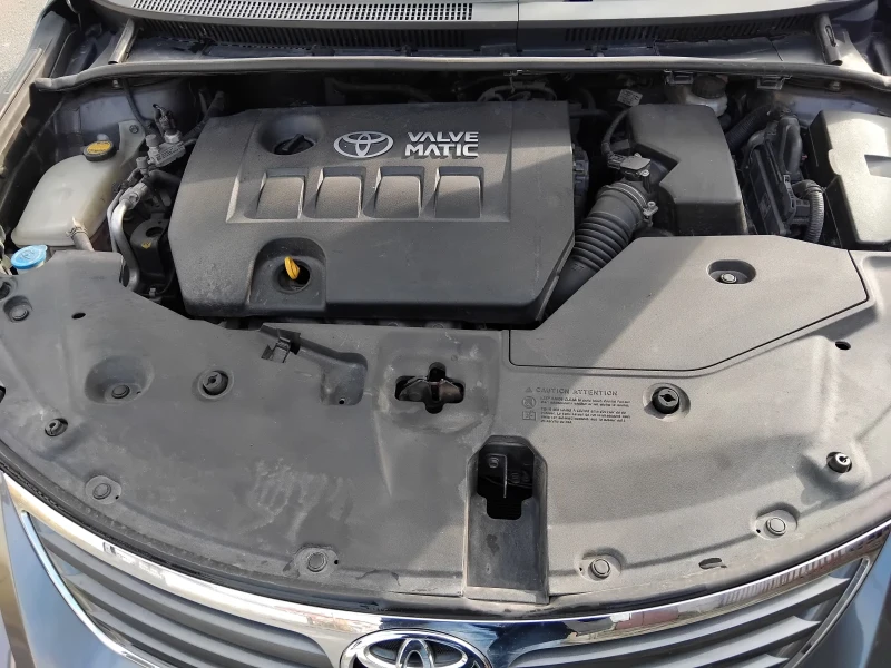 Toyota Avensis, снимка 10 - Автомобили и джипове - 53393067