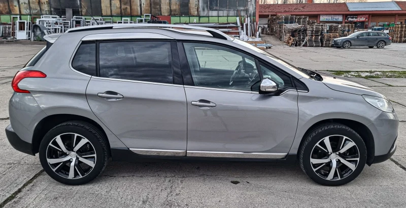 Peugeot 2008 1.6 е hdi allure, снимка 3 - Автомобили и джипове - 53400928