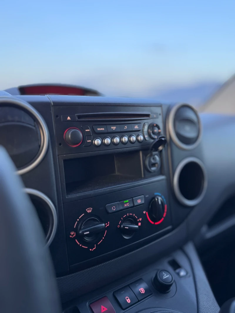 Citroen Berlingo - 9900 лв. - 56988613 | Car24.bg
