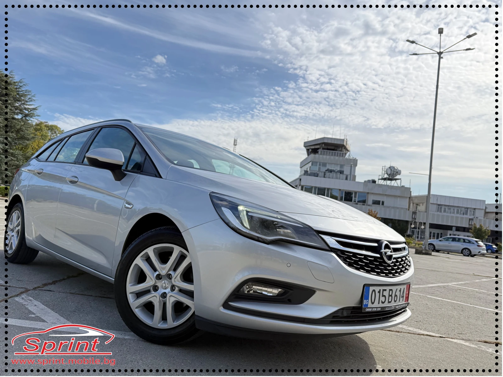 Opel Astra 1.6///Camera///CarPlay///Android Auto/Lane-Assist/, снимка 1