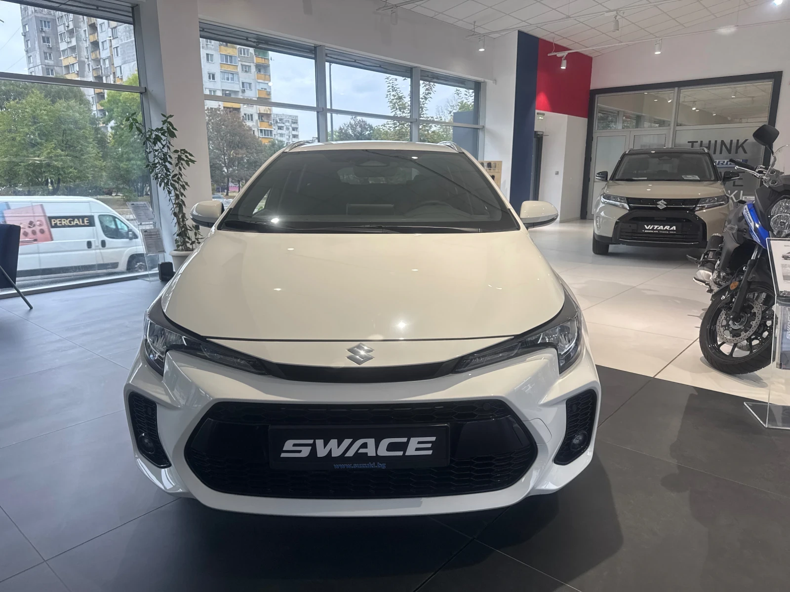 Suzuki Swace GL+  Hybrid НОВ АВТОМОБИЛ - изображение 3