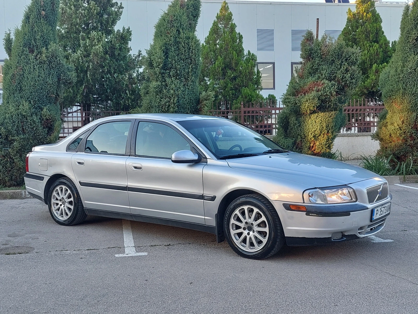 Volvo S80 2.5TDI * РЕГИСТРИРАН И ОБСЛУЖЕН *  - изображение 10