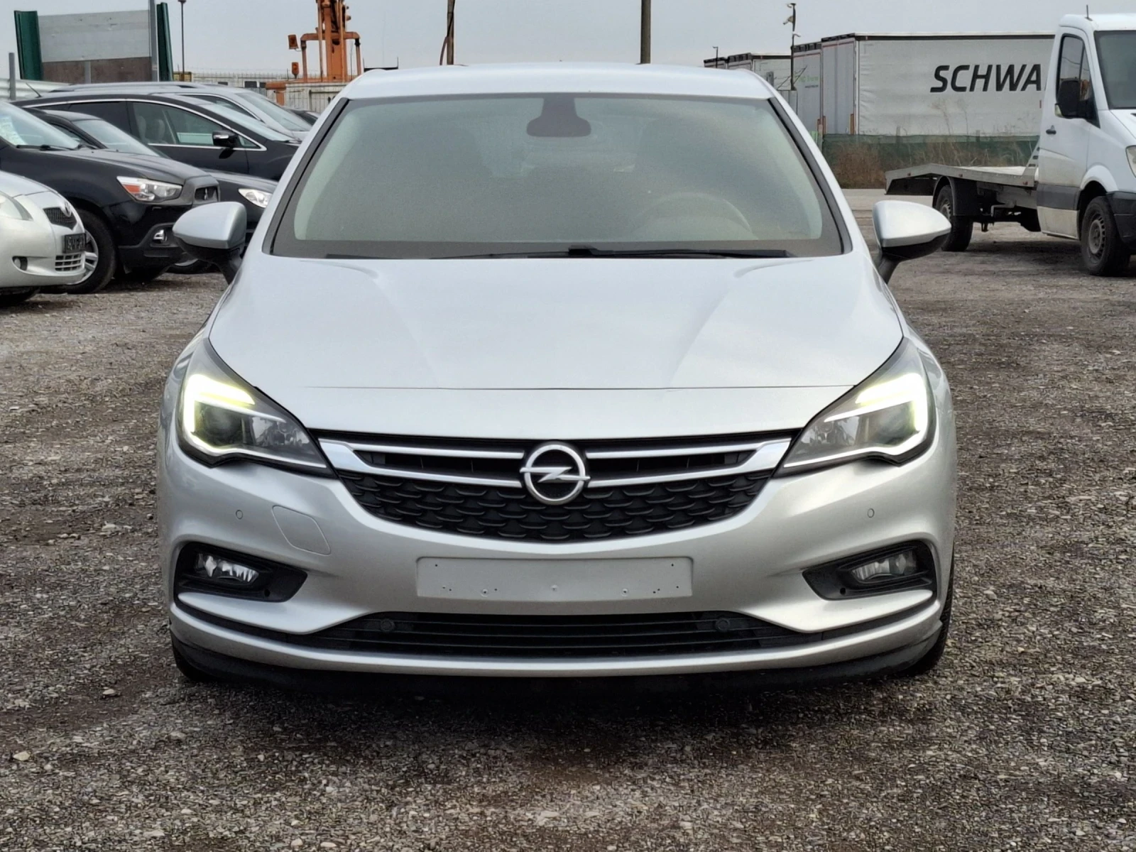 Opel Astra 1.6CDTI/NAVI/CARPLAY - изображение 2