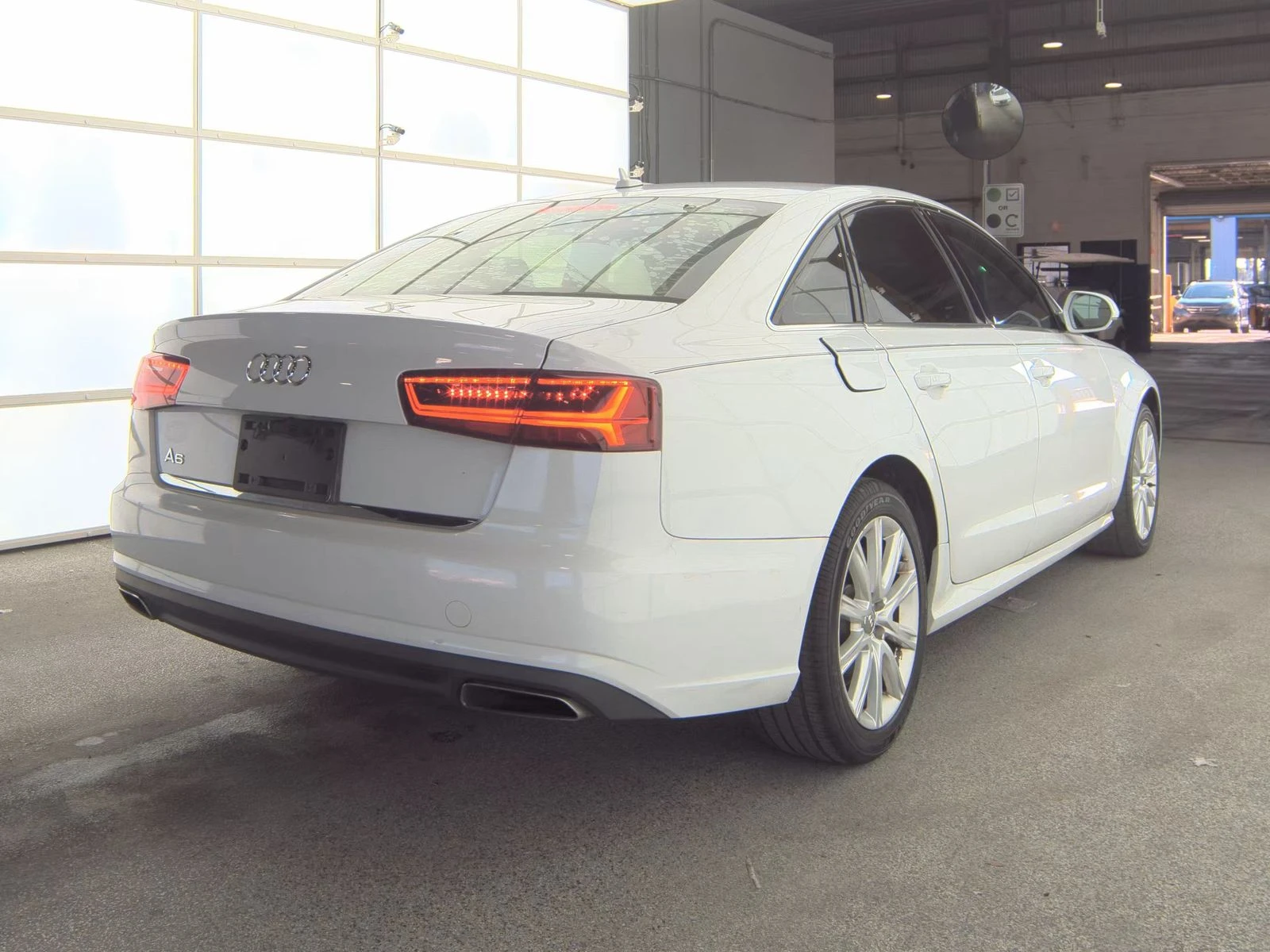 Audi A6  * CARFAX * БЕЗ ПЪРВОНАЧАЛНА ВНОСКА - изображение 4