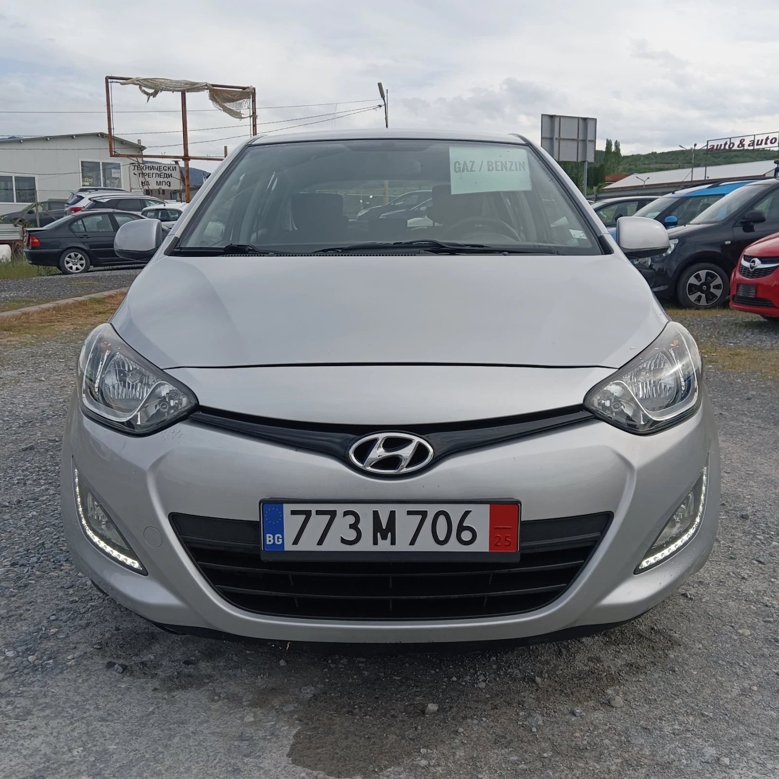 Hyundai I20 Бензинов