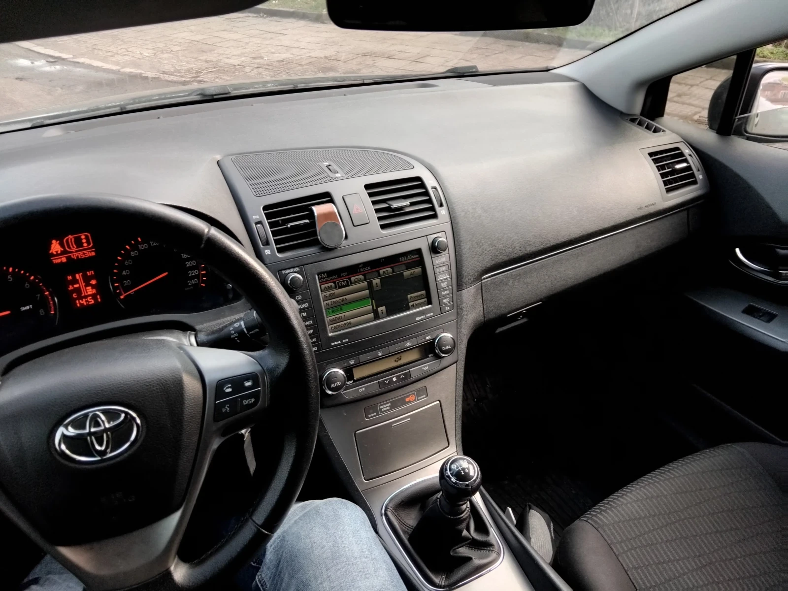 Toyota Avensis  - изображение 7