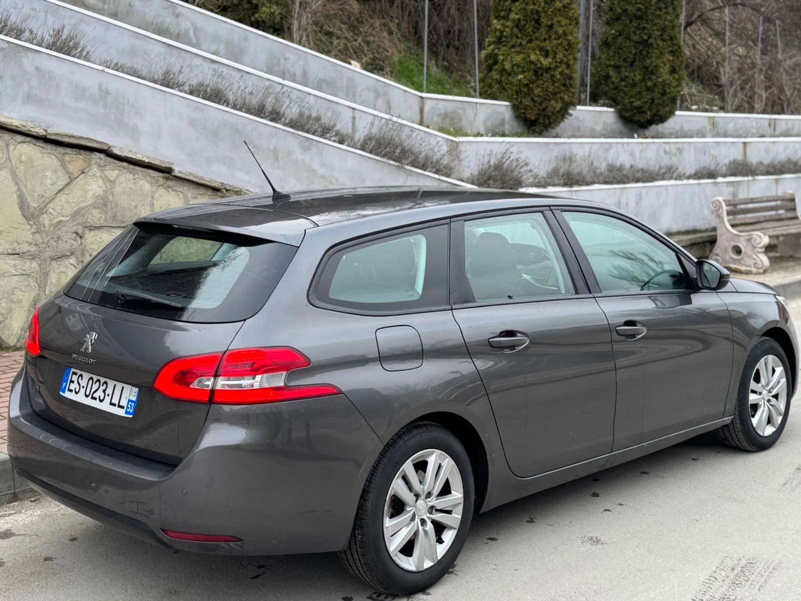 Peugeot 308 1.5HDI E6* LED* Navi* CarPlay | Mobile.bg � ����������� 4