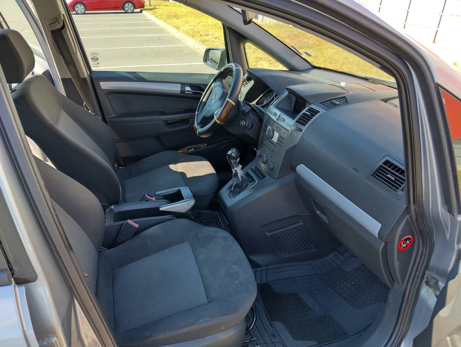 Opel Zafira, снимка 10 - Автомобили и джипове - 53849253